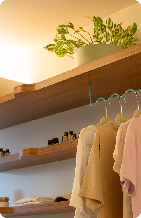 Prateleira com os produtos para relaxamento